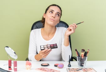 Versatilidad en tu cosmetiquera: productos de maquillaje multiusos