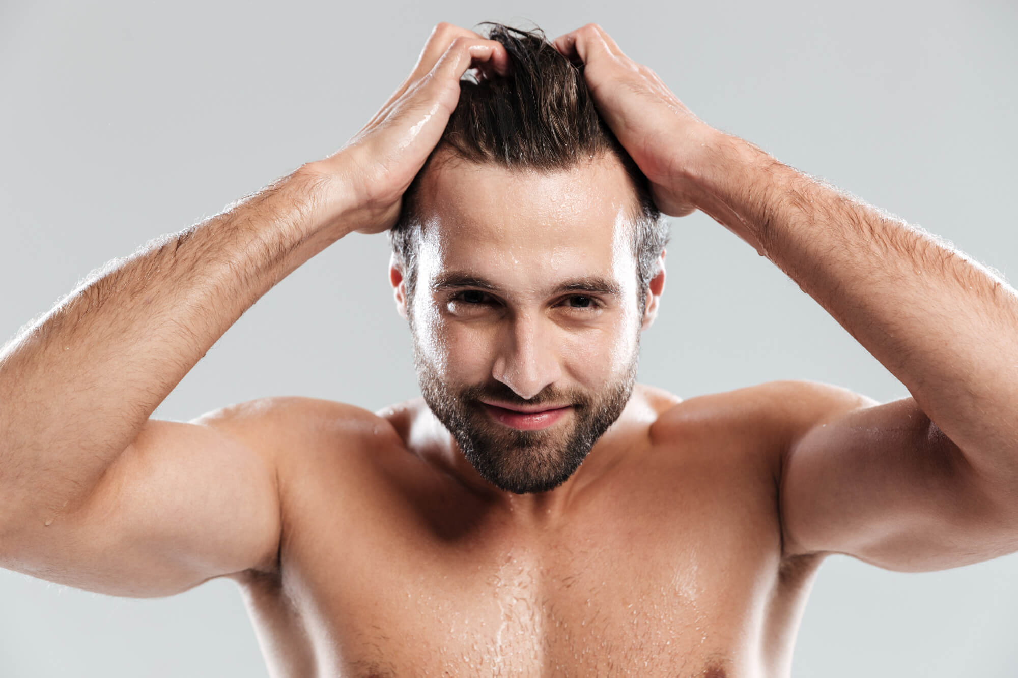 Caída del pelo en hombres: causas y consecuencias